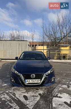 Седан Nissan Altima 2020 в Полтаві