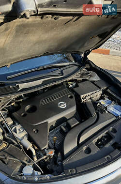 Седан Nissan Altima 2014 в 