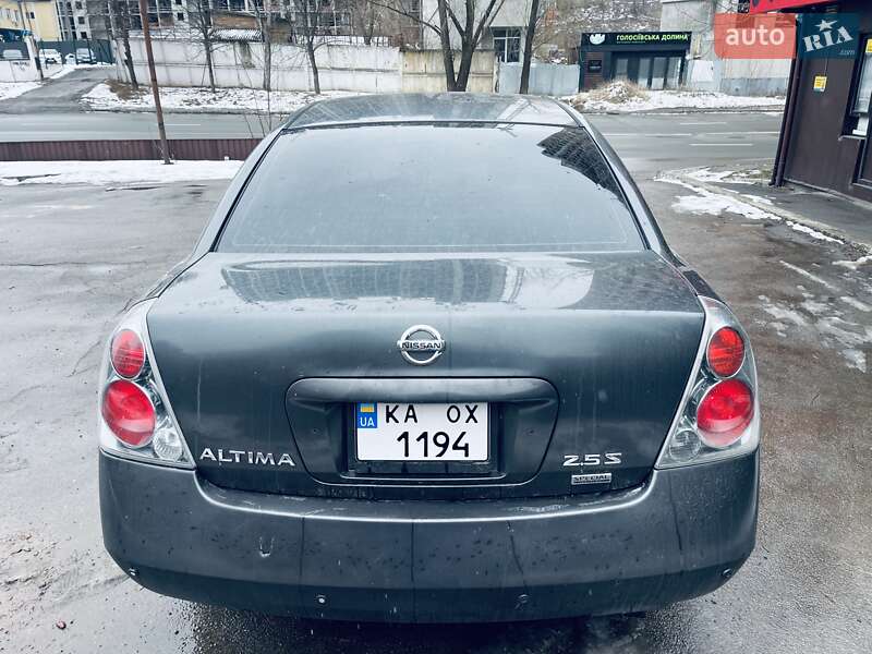 Седан Nissan Altima 2006 в Киеве