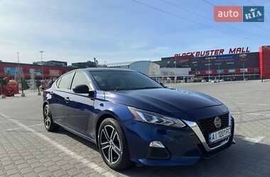 Седан Nissan Altima 2018 в 