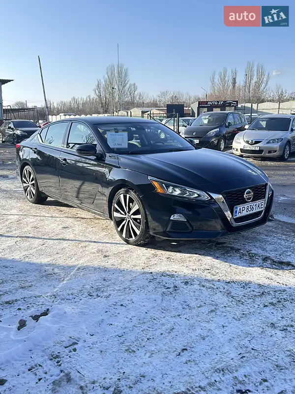 Седан Nissan Altima 2019 в 