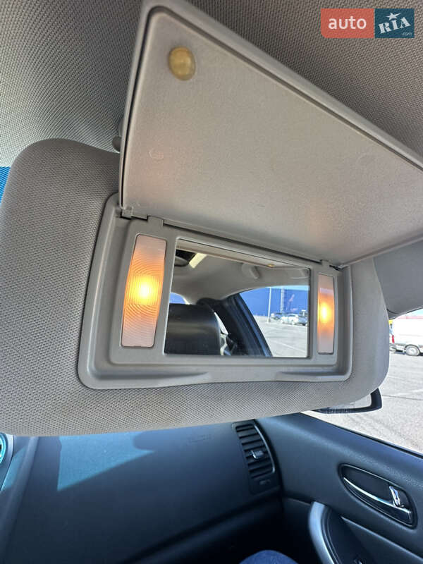 Купе Nissan Altima 2013 в Чернівцях