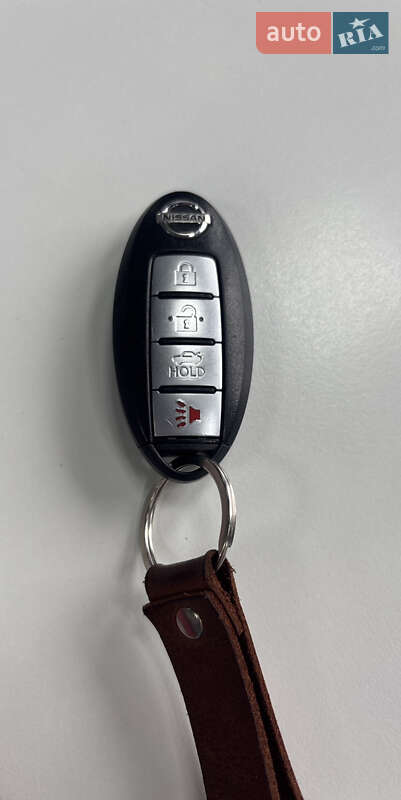 Купе Nissan Altima 2013 в Чернівцях