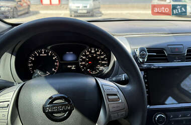 Седан Nissan Altima 2015 в 