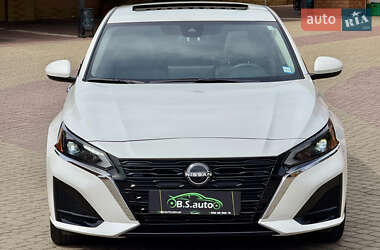 Седан Nissan Altima 2024 в 