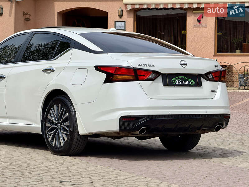 Седан Nissan Altima 2024 в Мукачево