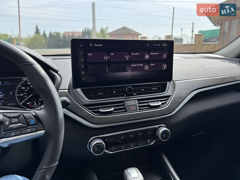 Седан Nissan Altima 2024 в Мукачево