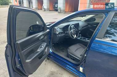 Седан Nissan Altima 2020 в 