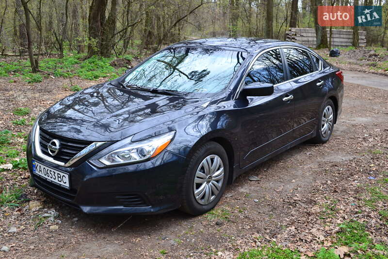 Седан Nissan Altima 2018 в 
