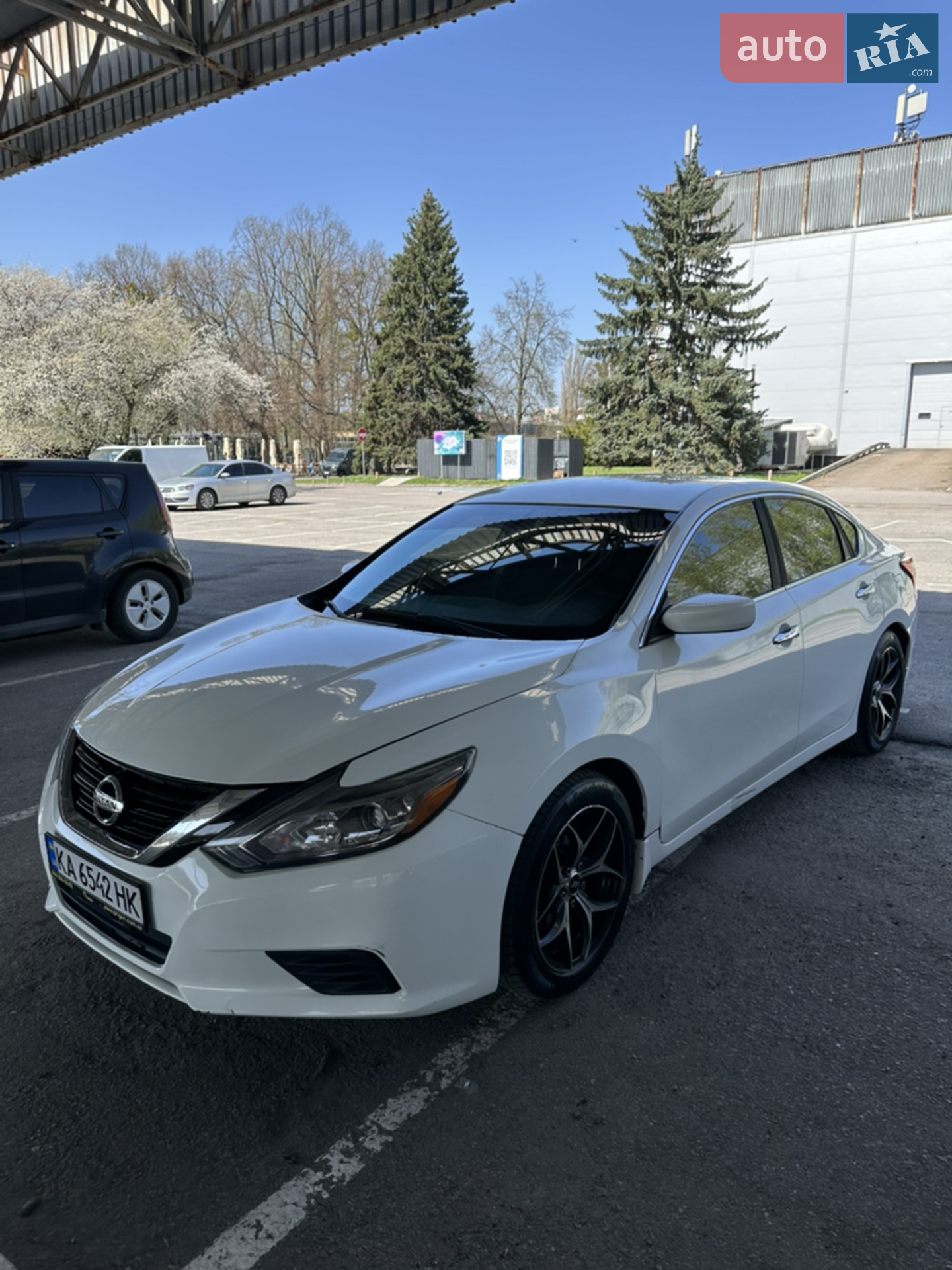 2016 Nissan Altima - мініатюра 2