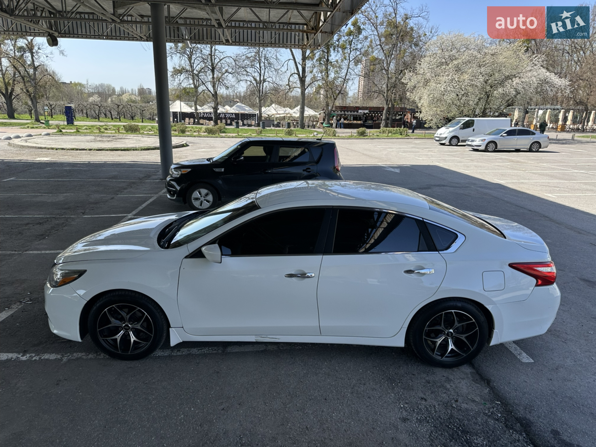 2016 Nissan Altima - мініатюра 7