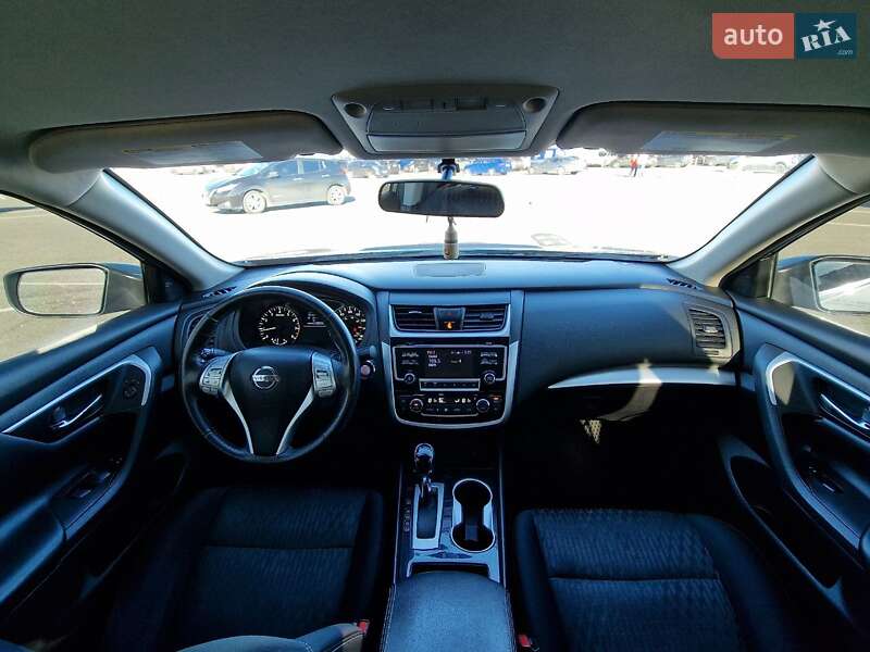 Седан Nissan Altima 2018 в Києві