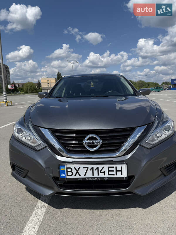 Седан Nissan Altima 2018 в Каменец-Подольском фото 5 Седан Nissan Altima 2018 в Каменец-Подольском