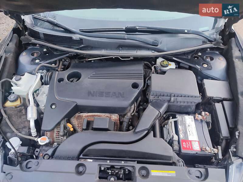 Седан Nissan Altima 2018 в Ивано-Франковске