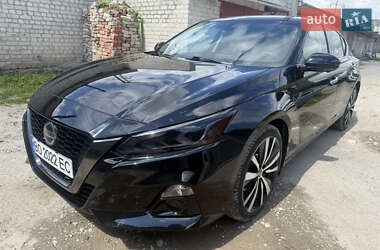 Седан Nissan Altima 2019 в 