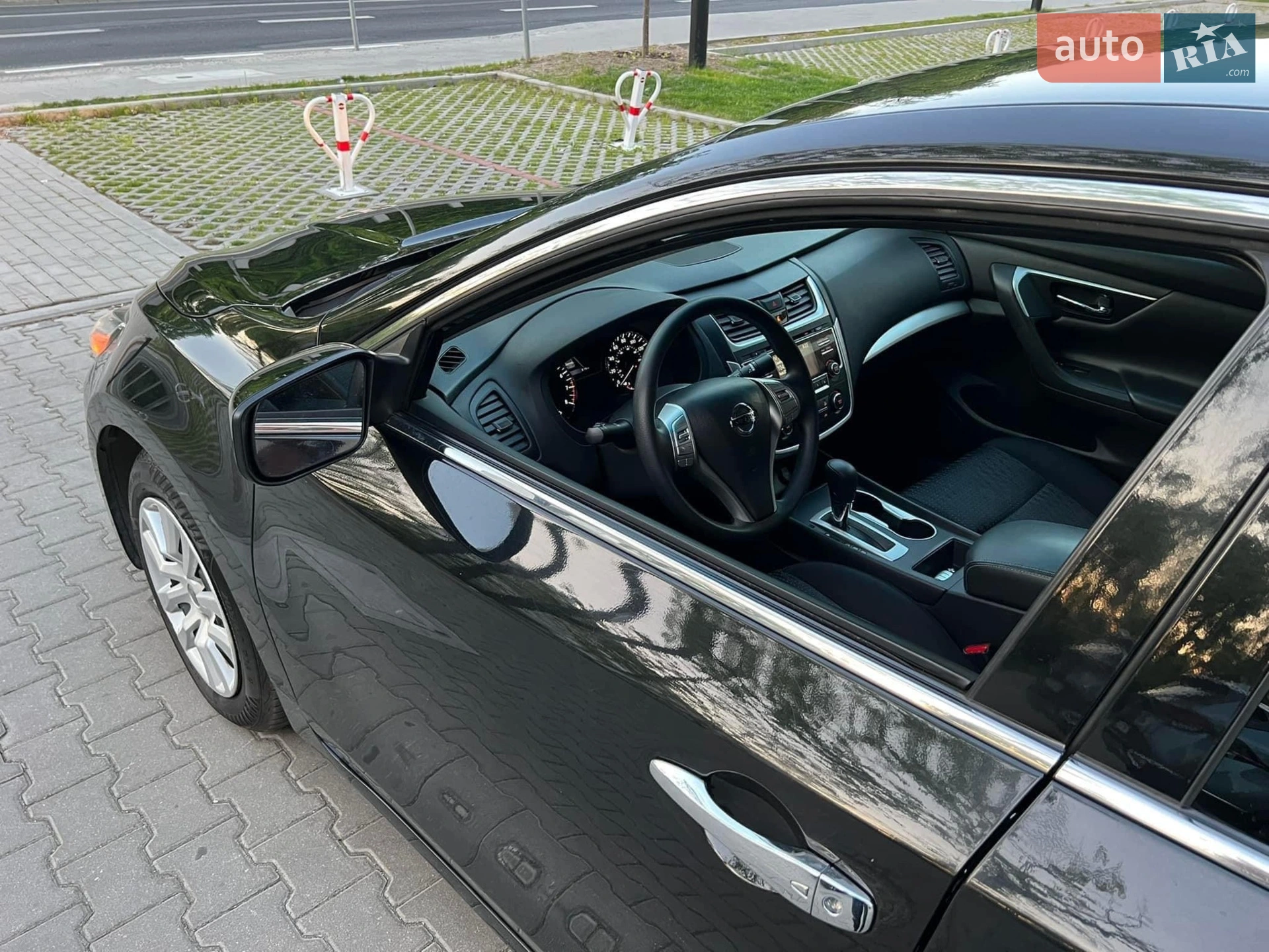 2016 Nissan Altima - мініатюра 8