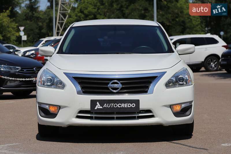 Седан Nissan Altima 2015 в Киеве фото 2 Седан Nissan Altima 2015 в Киеве