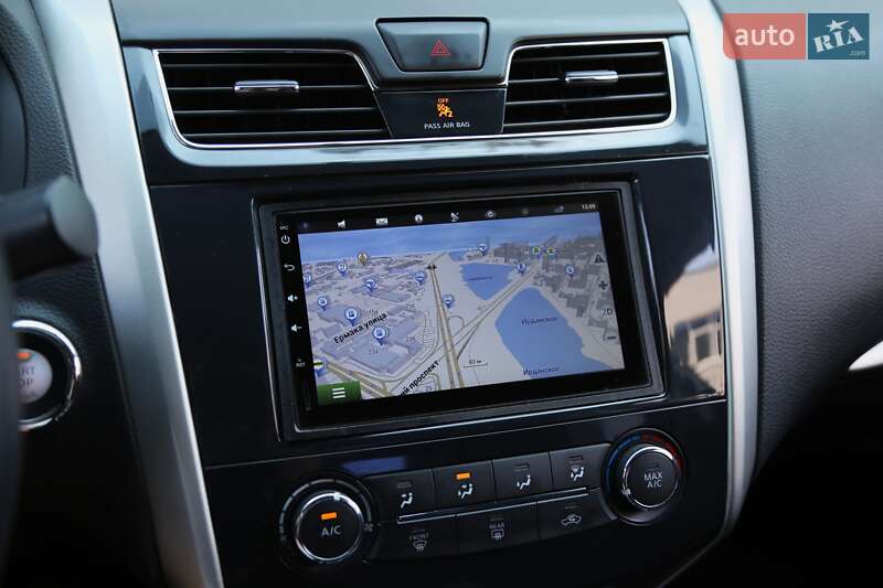 Седан Nissan Altima 2015 в Киеве фото 18 Седан Nissan Altima 2015 в Киеве