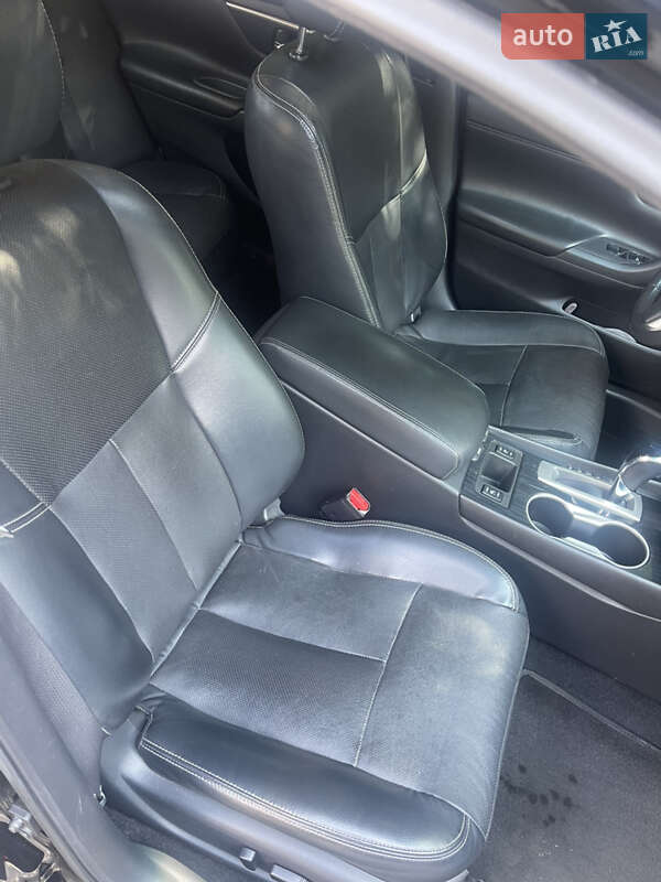 Седан Nissan Altima 2017 в Киеве