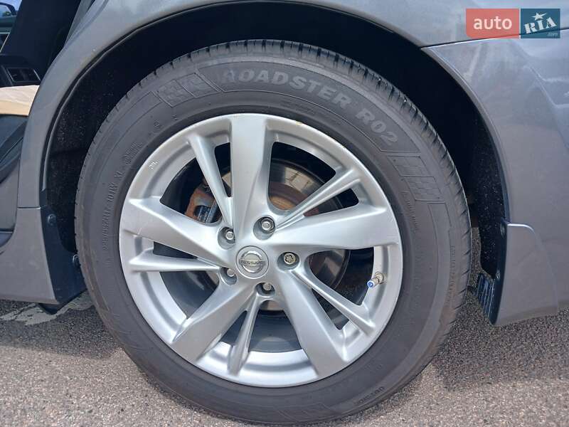 Седан Nissan Altima 2015 в Харькове