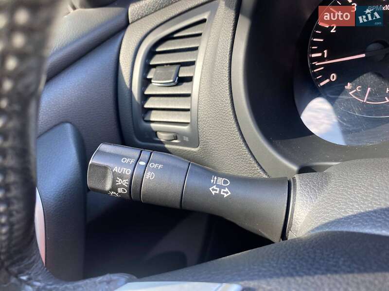 Седан Nissan Altima 2018 в Киеве