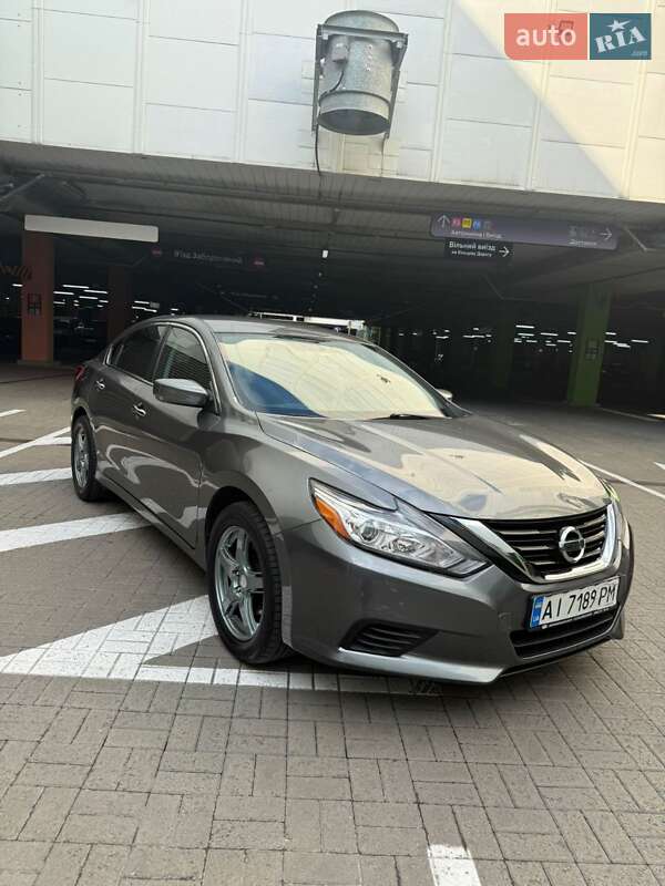 Nissan Altima 2018