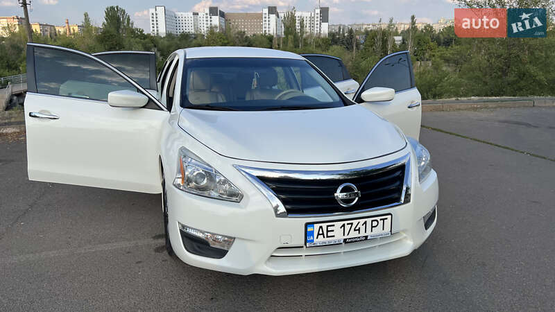 Седан Nissan Altima 2015 в Кривому Розі фото 6 Седан Nissan Altima 2015 в Кривому Розі