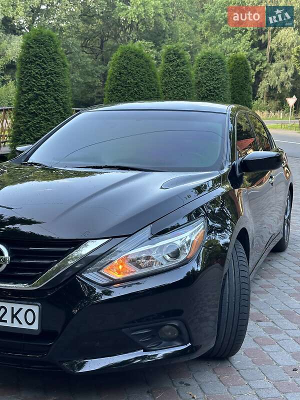 Седан Nissan Altima 2017 в Львові фото 7 Седан Nissan Altima 2017 в Львові