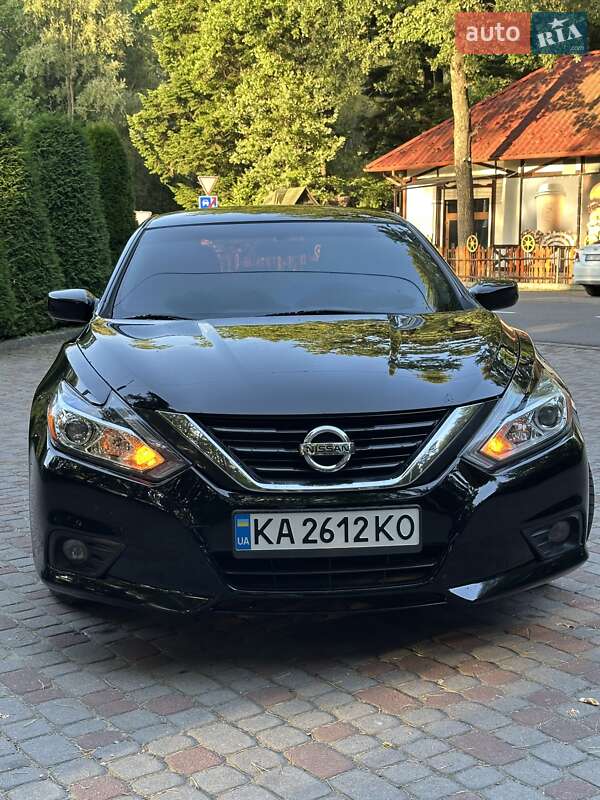 Седан Nissan Altima 2017 в Львові фото 4 Седан Nissan Altima 2017 в Львові
