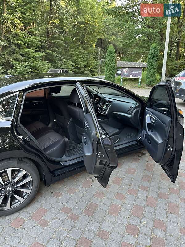 Седан Nissan Altima 2017 в Львові фото 26 Седан Nissan Altima 2017 в Львові