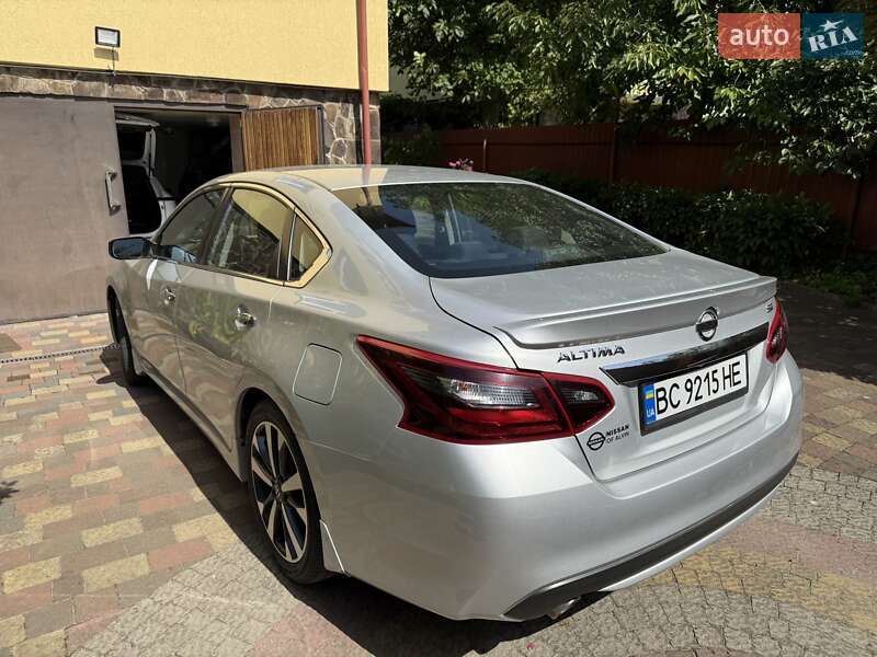 Седан Nissan Altima 2017 в Львове фото 4 Седан Nissan Altima 2017 в Львове