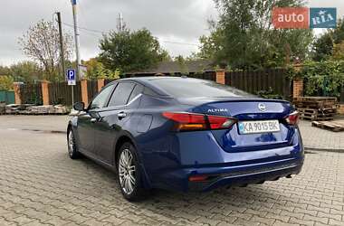 Седан Nissan Altima 2020 в Києві