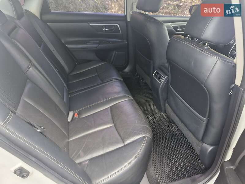 Седан Nissan Altima 2018 в Києві