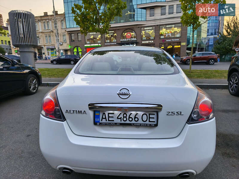 Седан Nissan Altima 2011 в Киеве фото 9 Седан Nissan Altima 2011 в Киеве