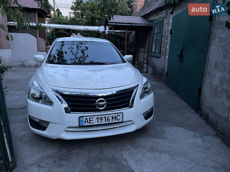 Седан Nissan Altima 2015 в Днепре фото 2 Седан Nissan Altima 2015 в Днепре