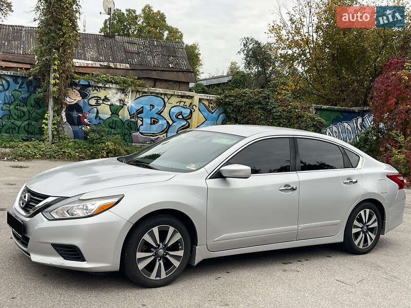 Седан Nissan Altima 2016 в Харькове фото 6 Седан Nissan Altima 2016 в Харькове