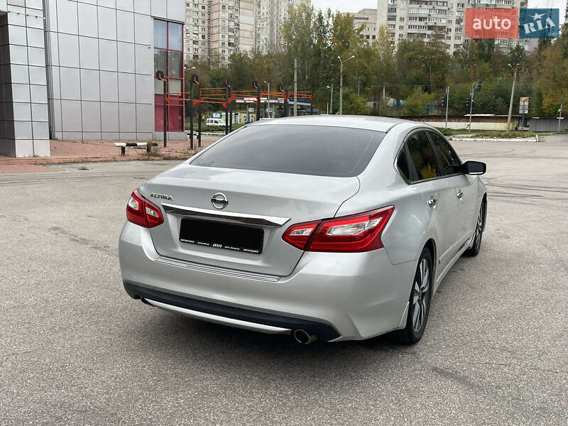 Седан Nissan Altima 2016 в Харькове фото 17 Седан Nissan Altima 2016 в Харькове
