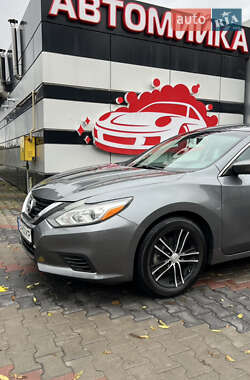 Седан Nissan Altima 2017 в 