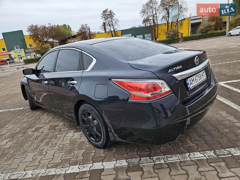 Седан Nissan Altima 2014 в Житомире фото 7 Седан Nissan Altima 2014 в Житомире