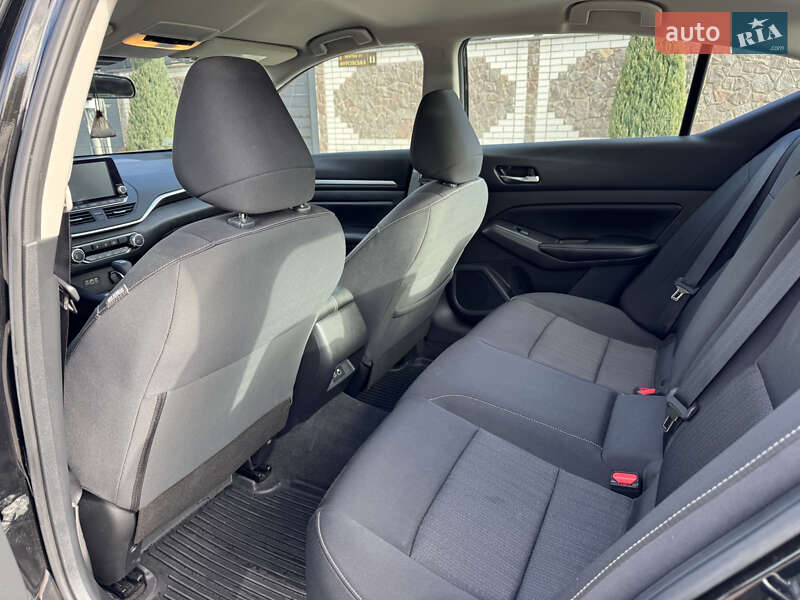 Седан Nissan Altima 2022 в Белой Церкви