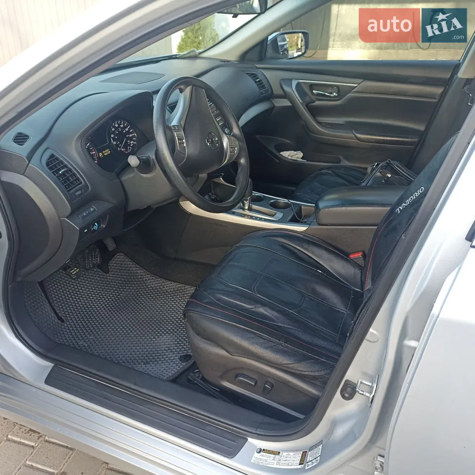 2015 Nissan Altima - мініатюра 13