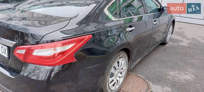 Седан Nissan Altima 2017 в Харькове