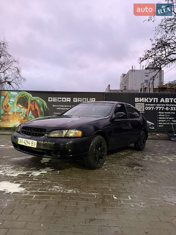 Седан Nissan Altima 1998 в Харькове