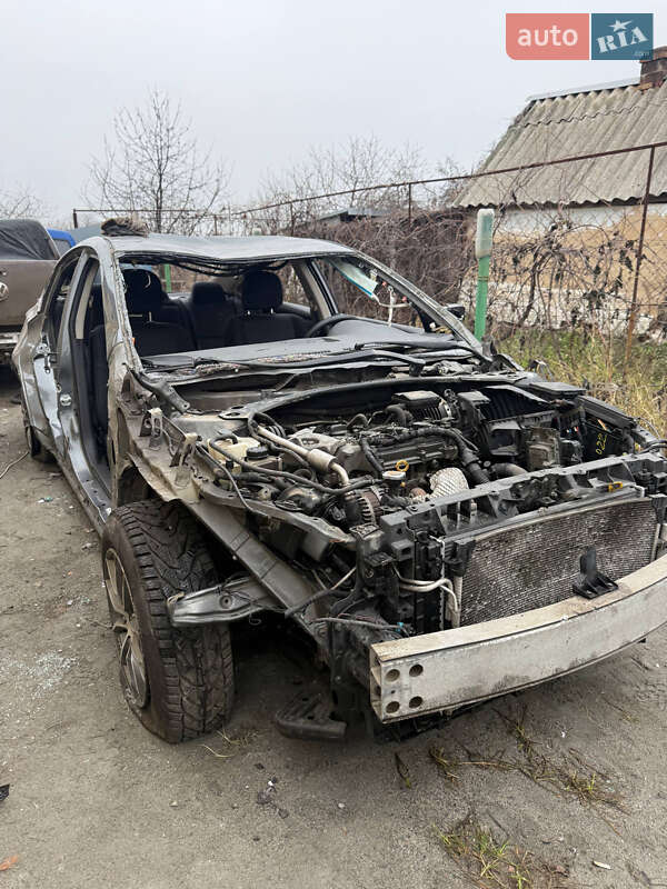 Седан Nissan Altima 2016 в Новомосковске