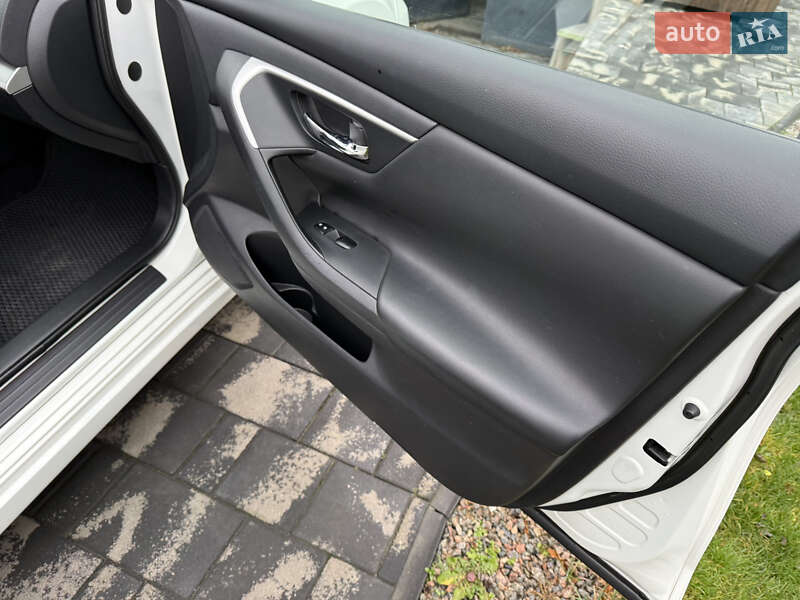 Седан Nissan Altima 2018 в Днепре фото 10 Седан Nissan Altima 2018 в Днепре