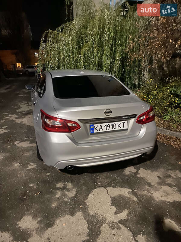 Седан Nissan Altima 2016 в Киеве фото 16 Седан Nissan Altima 2016 в Киеве