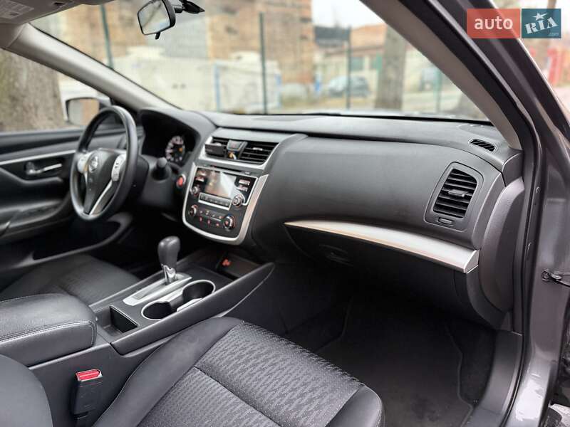 Седан Nissan Altima 2016 в Львове фото 15 Седан Nissan Altima 2016 в Львове