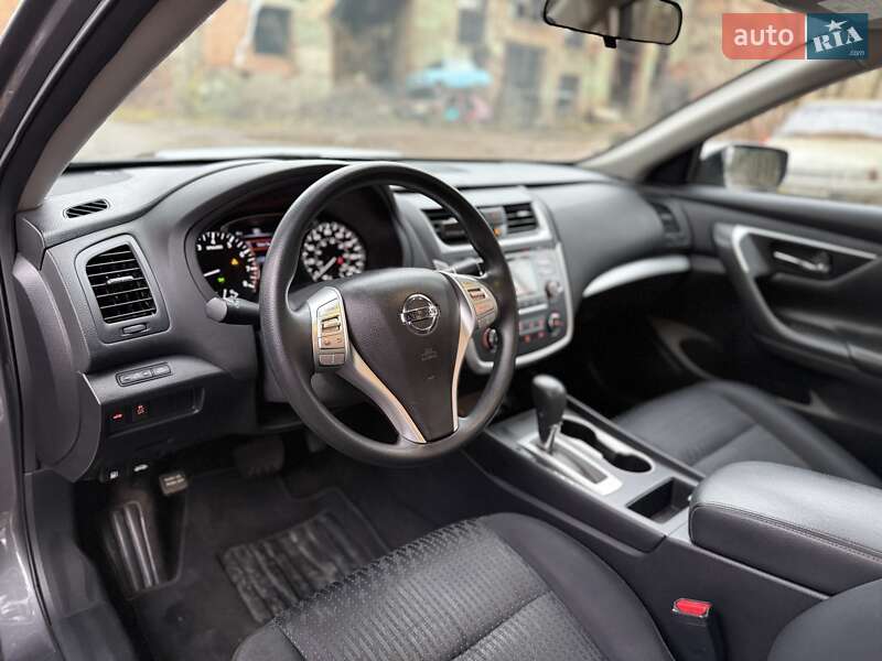 Седан Nissan Altima 2016 в Львове фото 13 Седан Nissan Altima 2016 в Львове