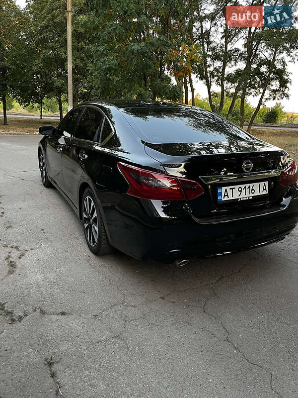 Седан Nissan Altima 2017 в Киеве фото 7 Седан Nissan Altima 2017 в Киеве