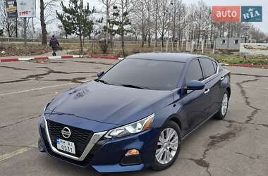 Седан Nissan Altima 2019 в Миколаєві